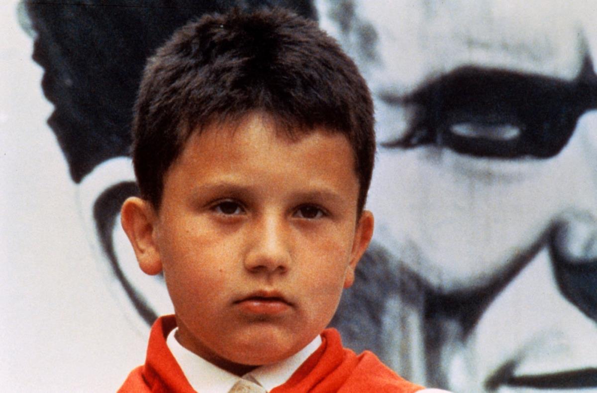 “Malik, Malik”…