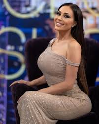 “Da raskinem s njom”