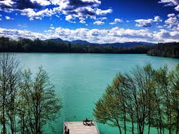 Mavčiče jezero