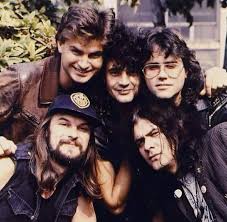 “Lutka sa naslovne strane”