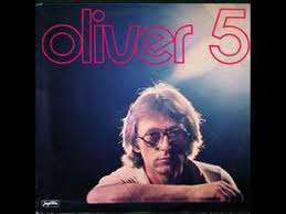 “Pred tvojim vratima”