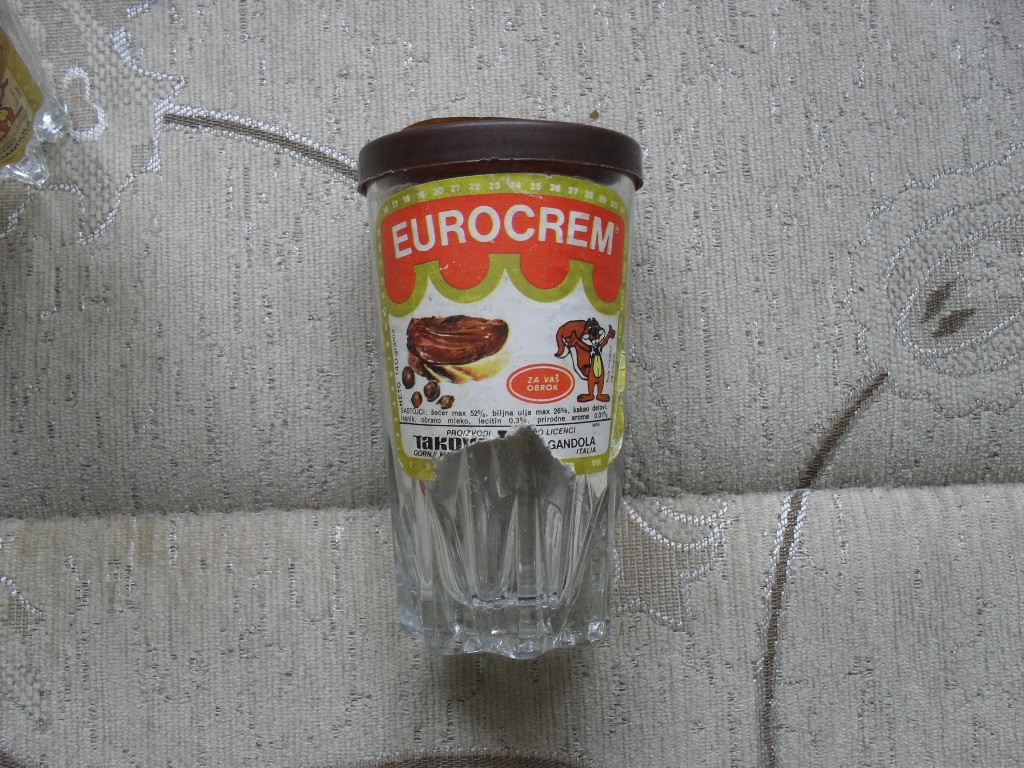 Eurokrem u čaši